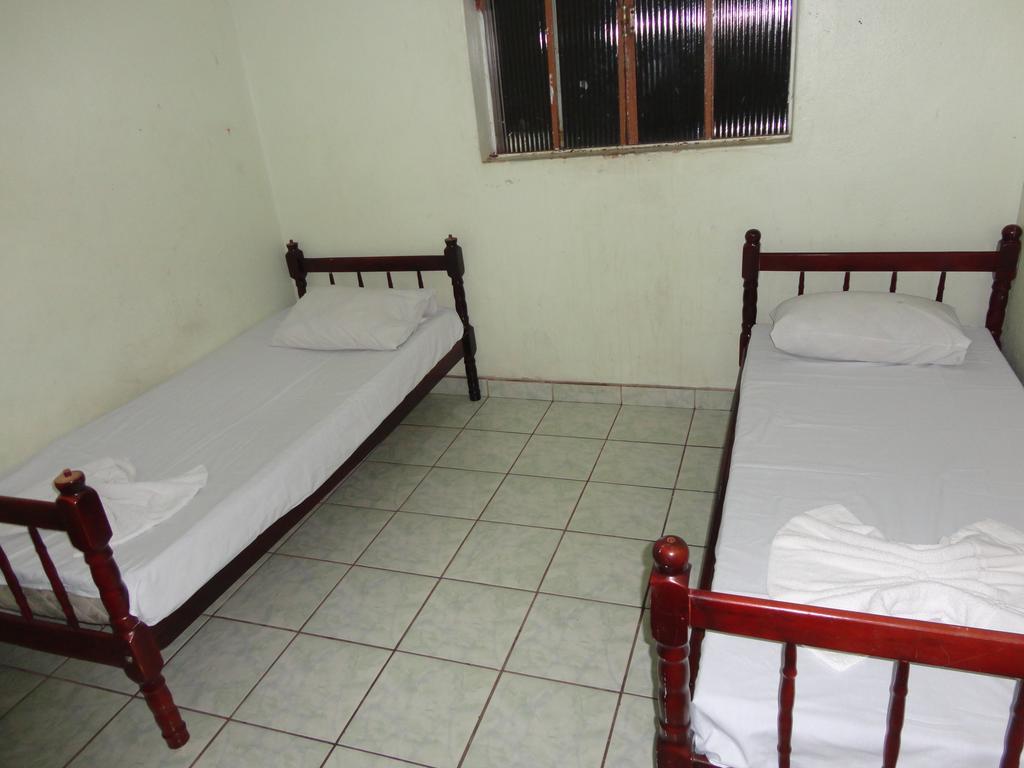 Hotel Gringos Londrina Oda fotoğraf